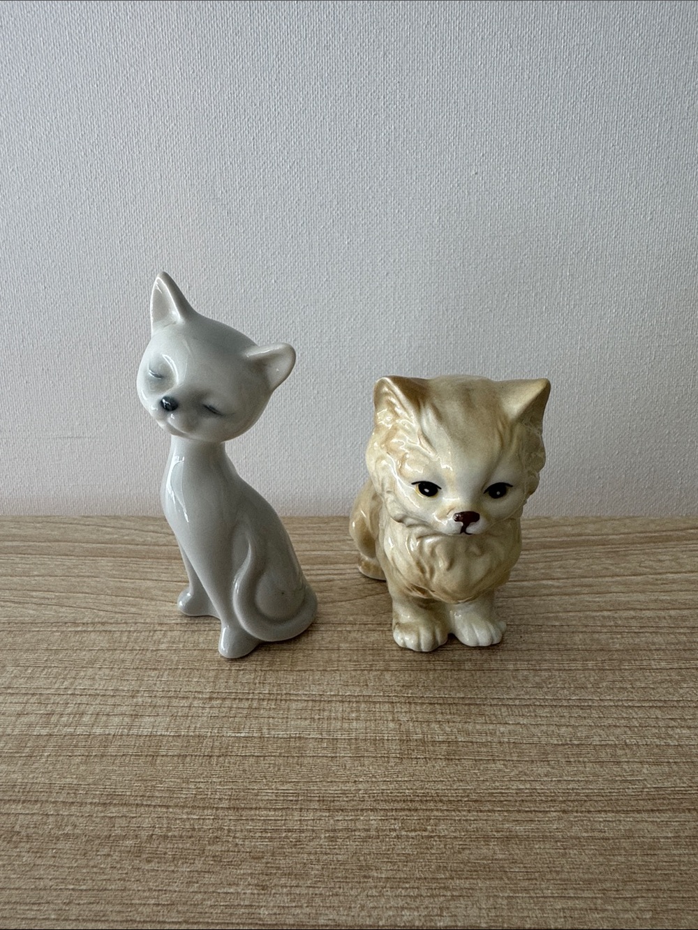 Vintage Ceramic Cat Figurines Pair White Sleeping & Fluffy Kitten MCM Style